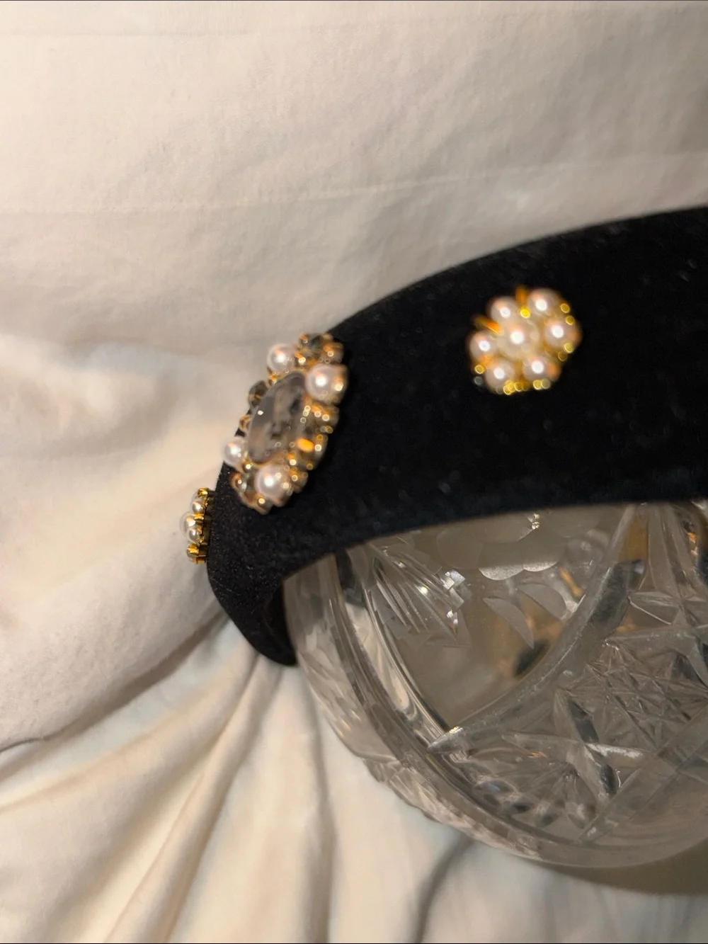 Black velvet Embellished four beautiful cameo style Crystal and pearls headband